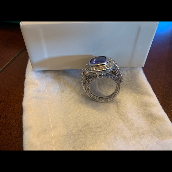 Women’s ring size 6 - Picture 4 of 4